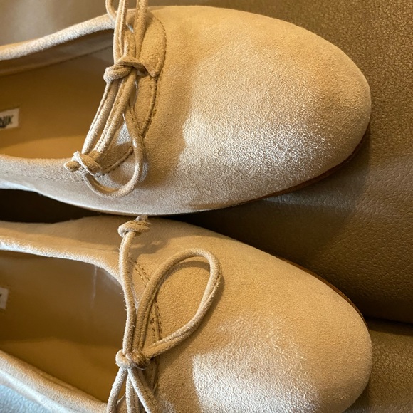 Manolo Blahnik Veralli Suede Ballet Flats Size 37/7 . - Picture 10 of 12